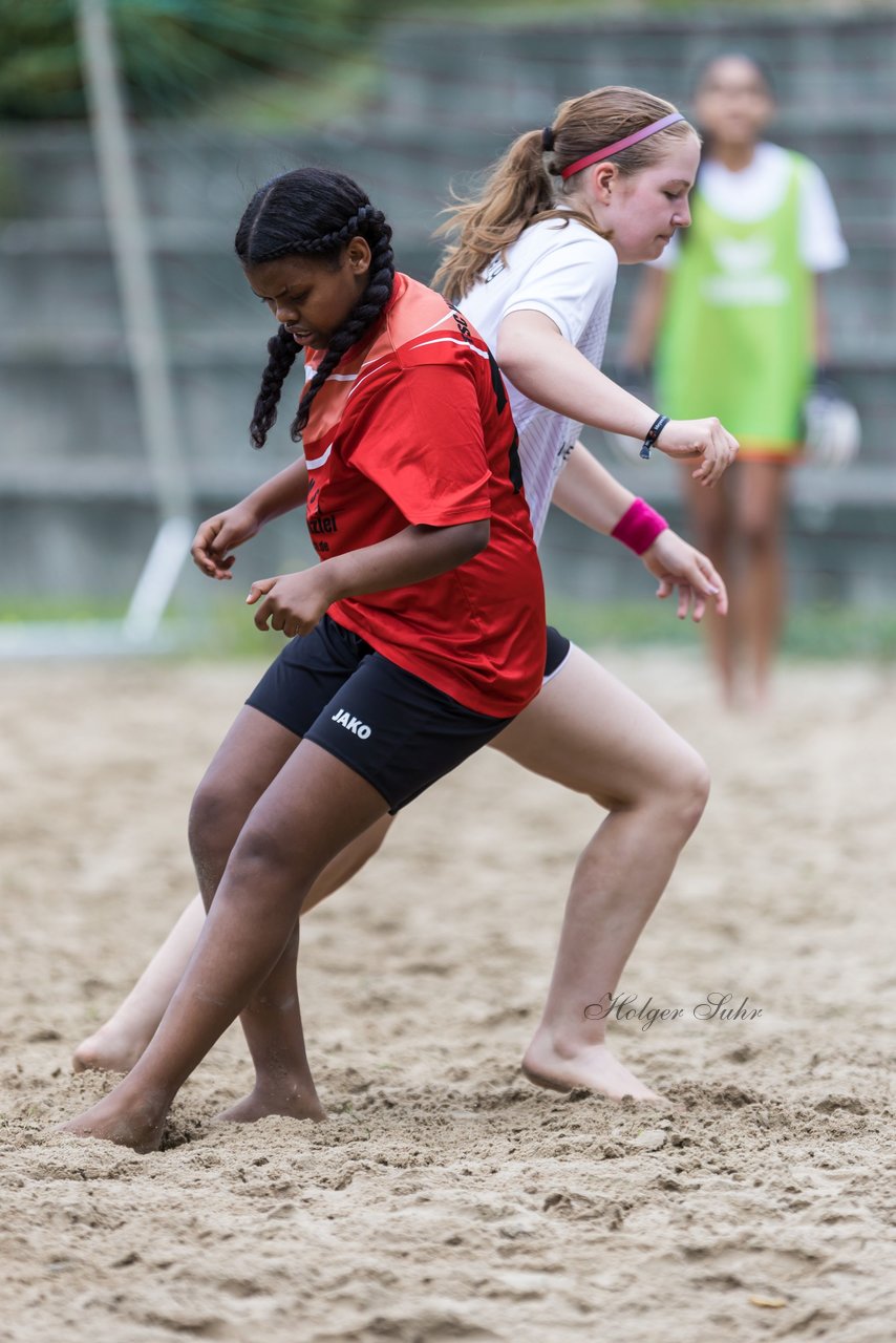 Bild 76 - wBJ/wCJ Beachsoccer Cup